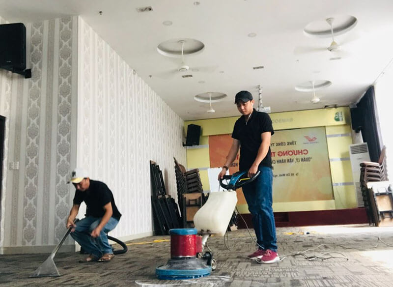 Dịch vụ giặt thảm quận 4