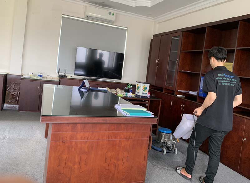 Giặt thảm văn phòng quận 3