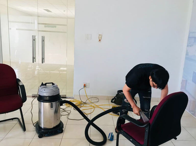 Dịch vụ giặt ghế văn phòng quận 5